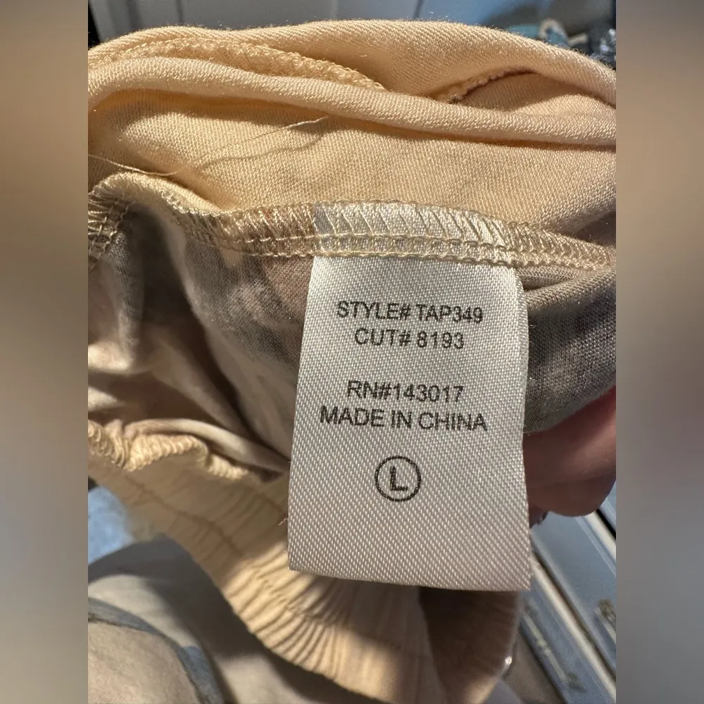 NWOT Rust Camo Lounge Pants Wide Leg Size L - Image 11