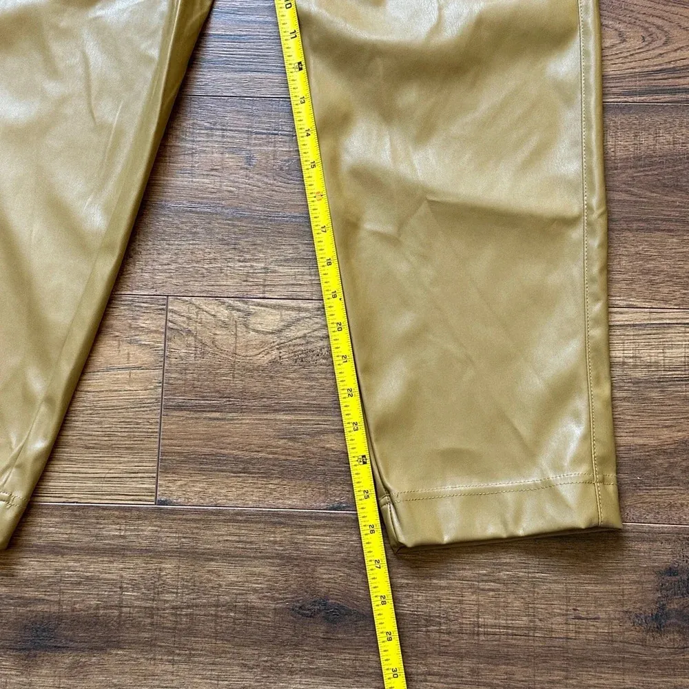 A New Day Women’s High-Waisted Faux Leather Ankle Pleated Pants Brown Size 2 NWT - Image 4