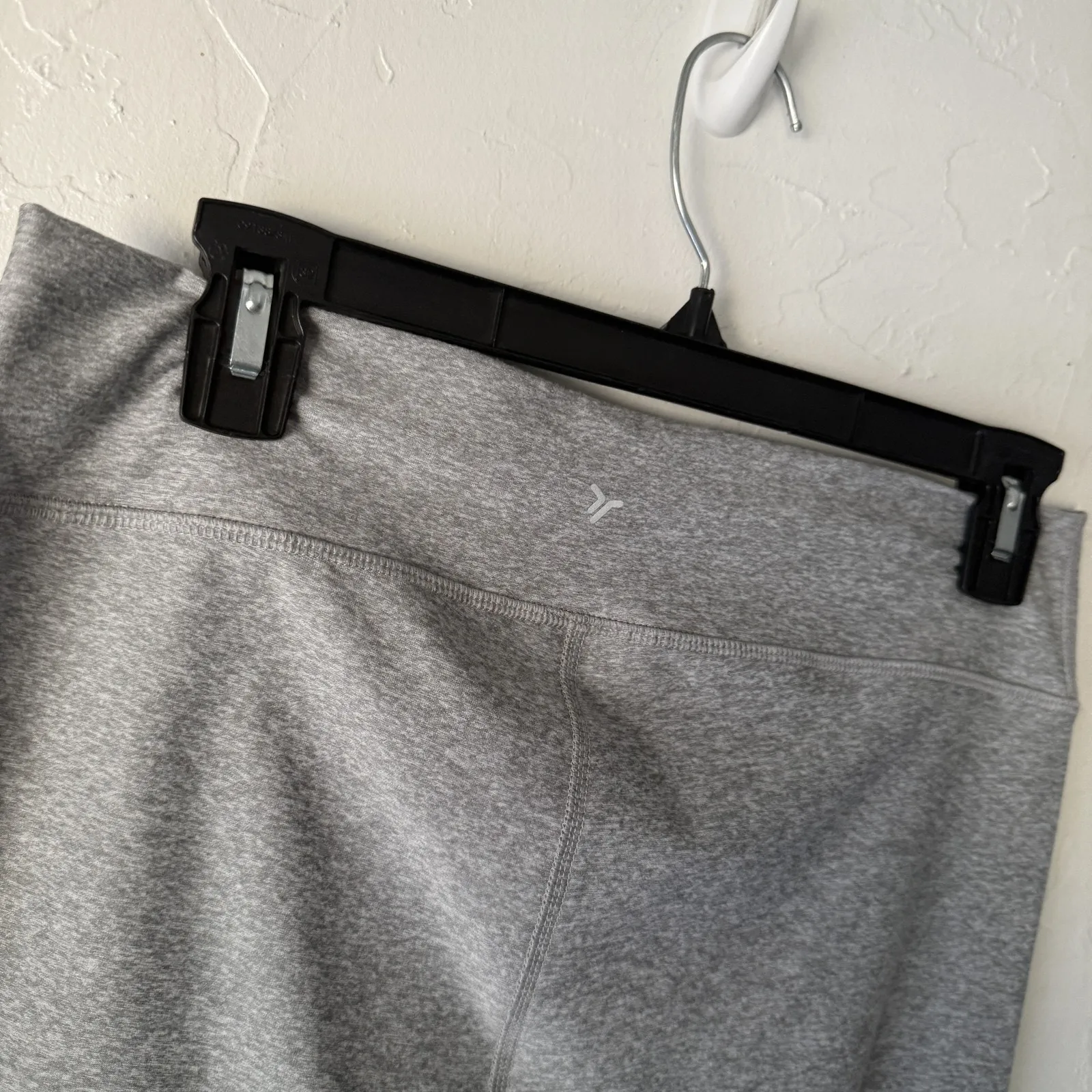 Old Navy Go-Dry Cloud Plus Leggings‎ Womens Large Gray Yoga Athletic Pants Soft - Image 8