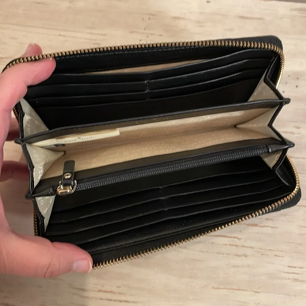 Kate Spade Plaid wallet - Image 8