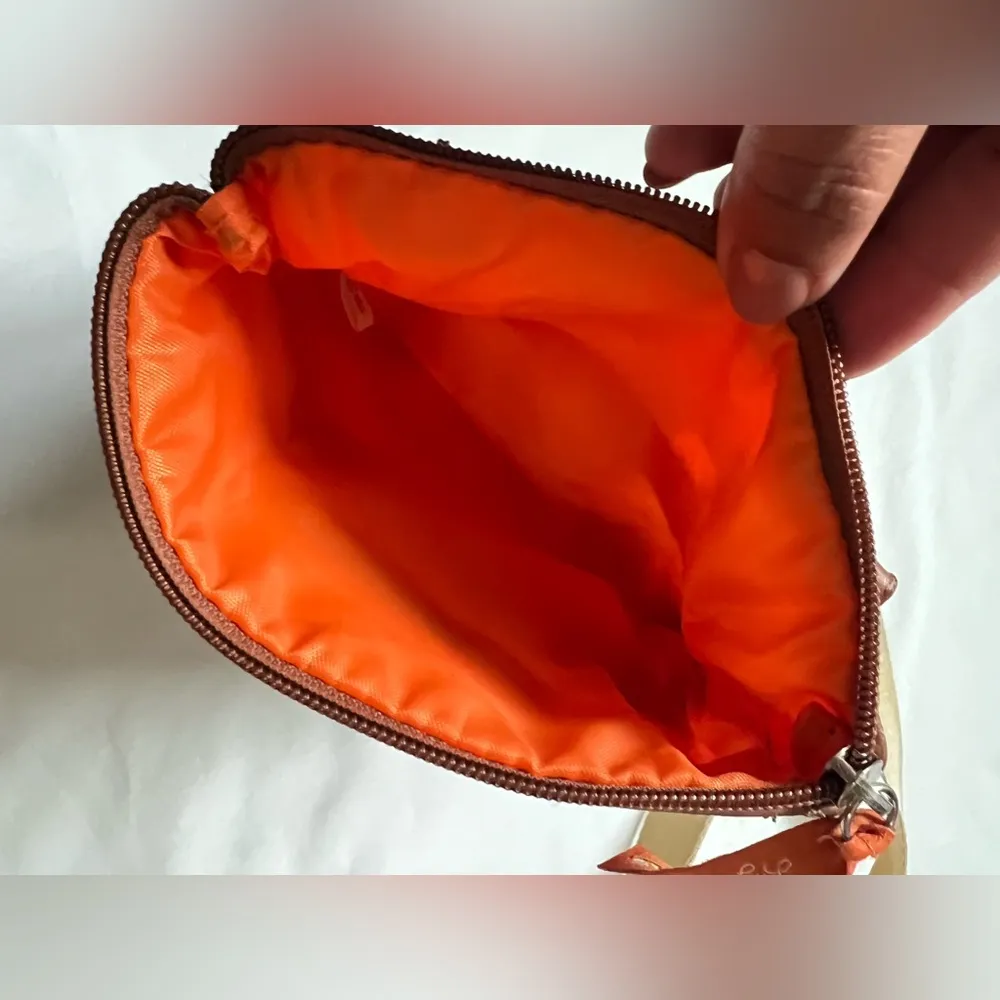 Lily Bloom Canvas Crossbody Purse Bag Colorful Tropical Pineapple - Image 4