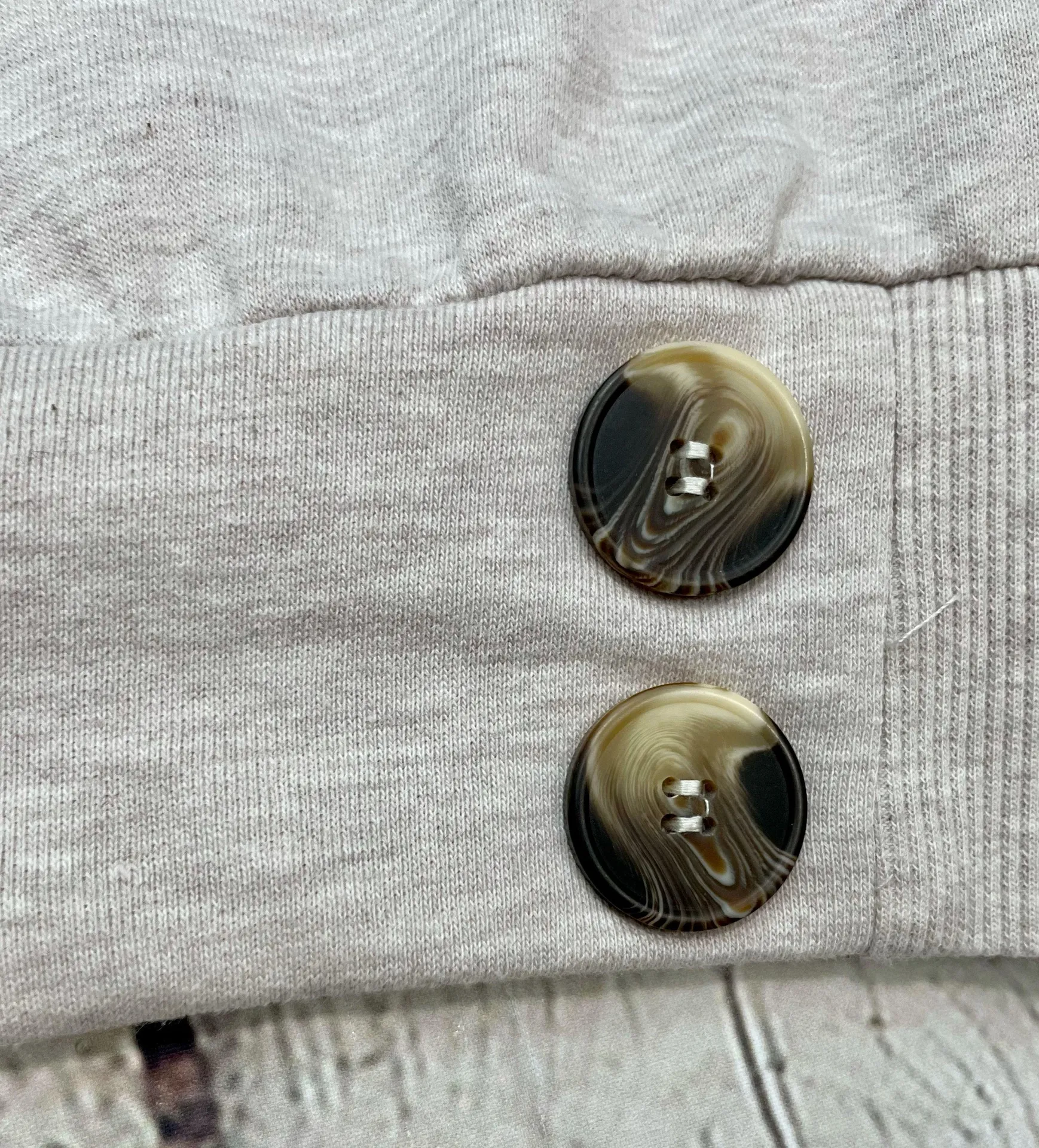 Heathered Oatmeal Cropped Sweatshirt - Image 9