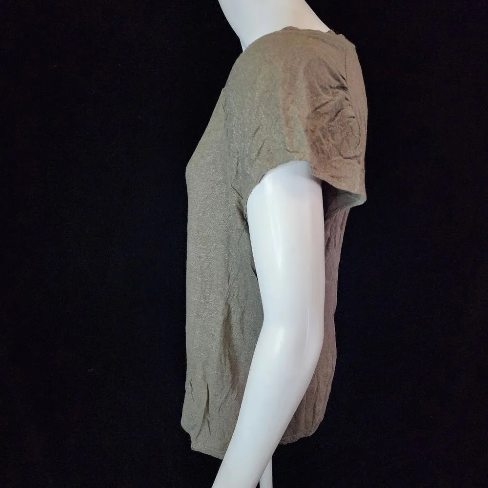 Banana Republic Green Sparkly Short Sleeve Tee Shirt (S) - Image 3