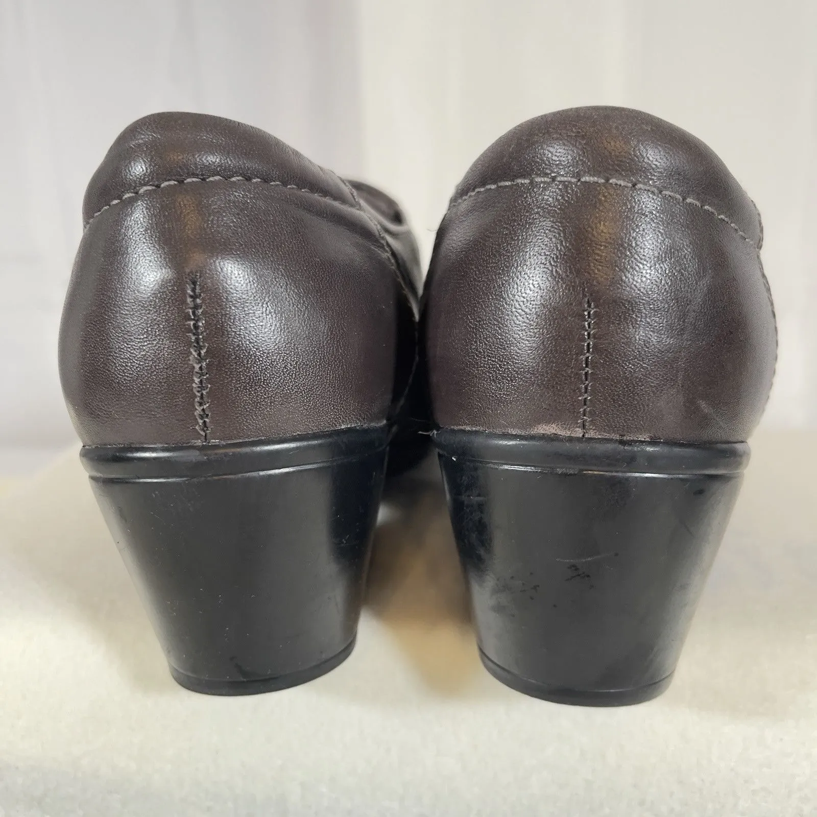 Clarks Shoes Womens 8 M Casual Pumps Heels 62722 Comfort Gray Leather Slip On - Image 3