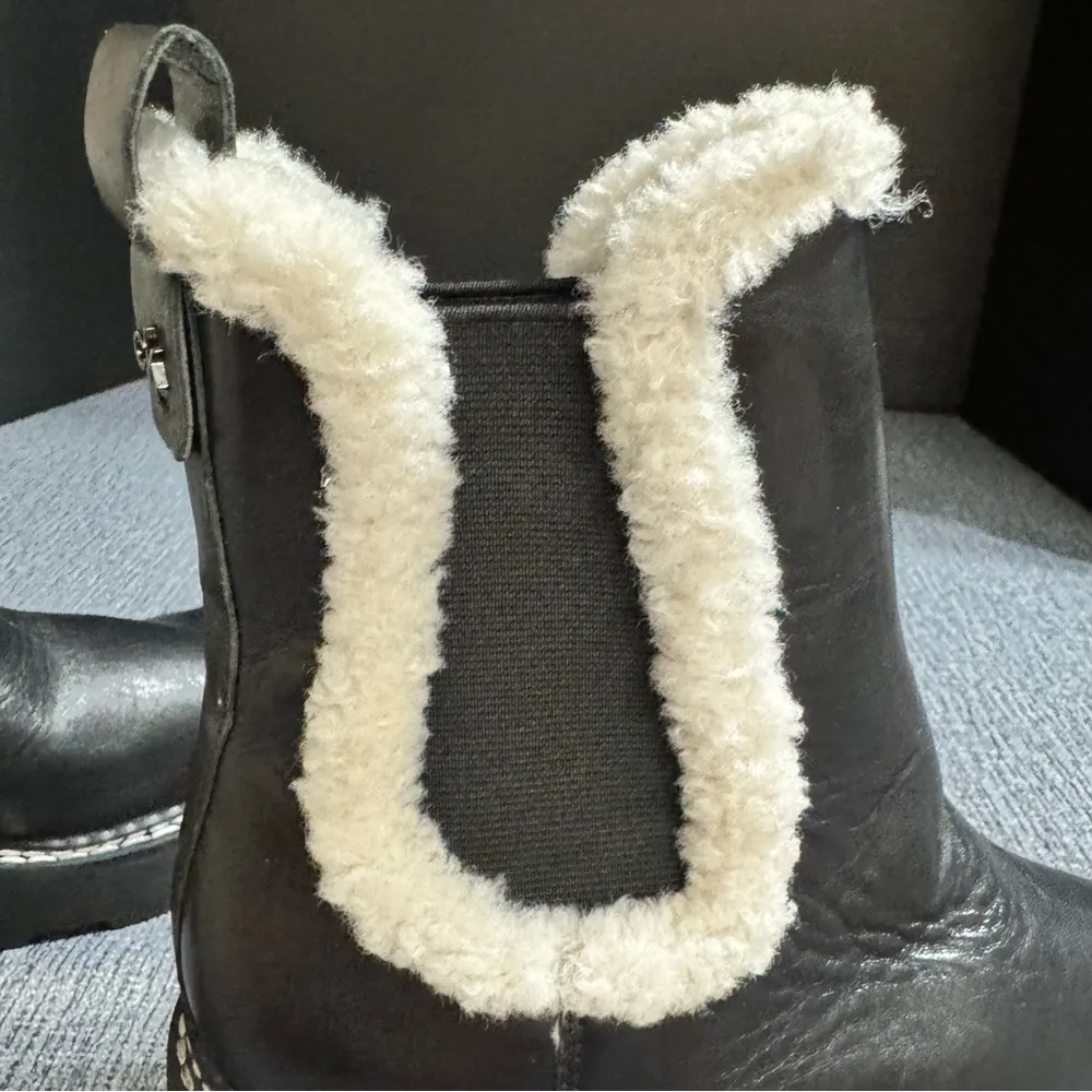 Calvin Klein Women’s Anissa Lug Sole Block Heel Cozy Faux Fur Chelsea Booties - Image 8