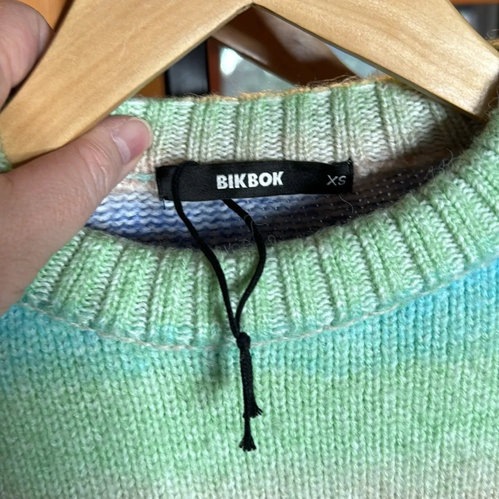 NWOT BIK BOK Multicolor Norwegian Sweater Size XS Oversized - Image 3