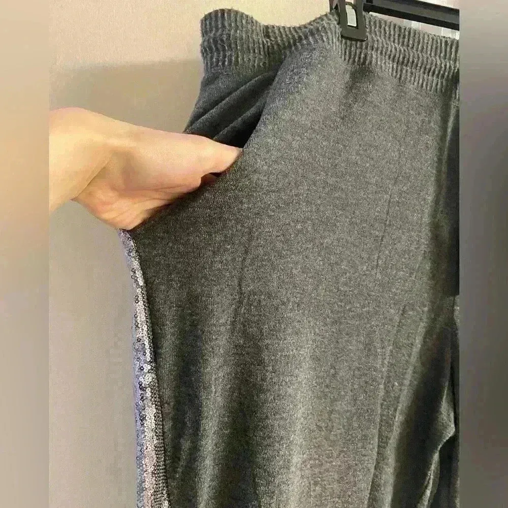 Disney dark grey jogger pants sequin side pockets drawstring. 2X. NWT.Retail:$54 - Image 8