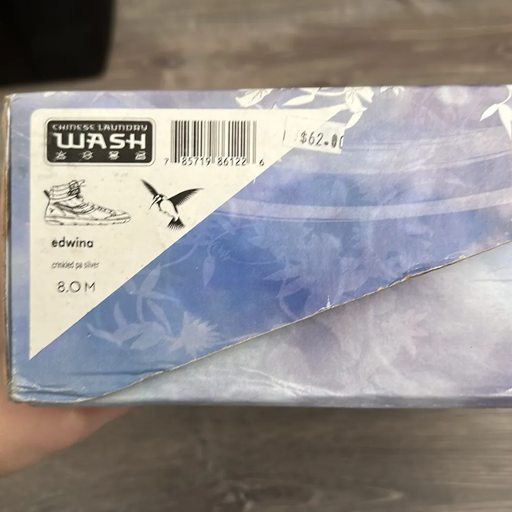 NWB Chinese Laundry Wash Wash Women's Edwina High Top Size 8 Silver - Image 8