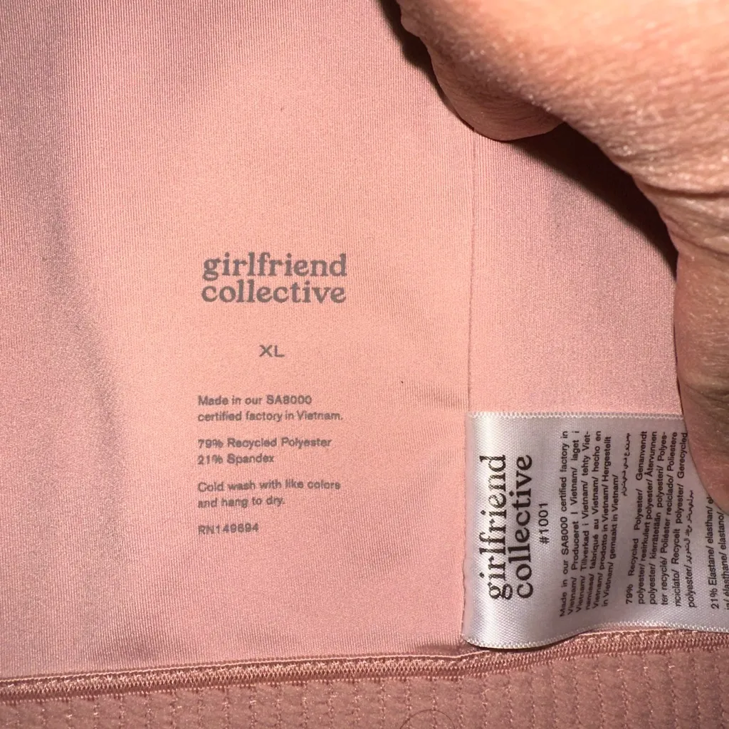 Girlfriend Collective Colette Halter Sports Bra size XL - Image 4