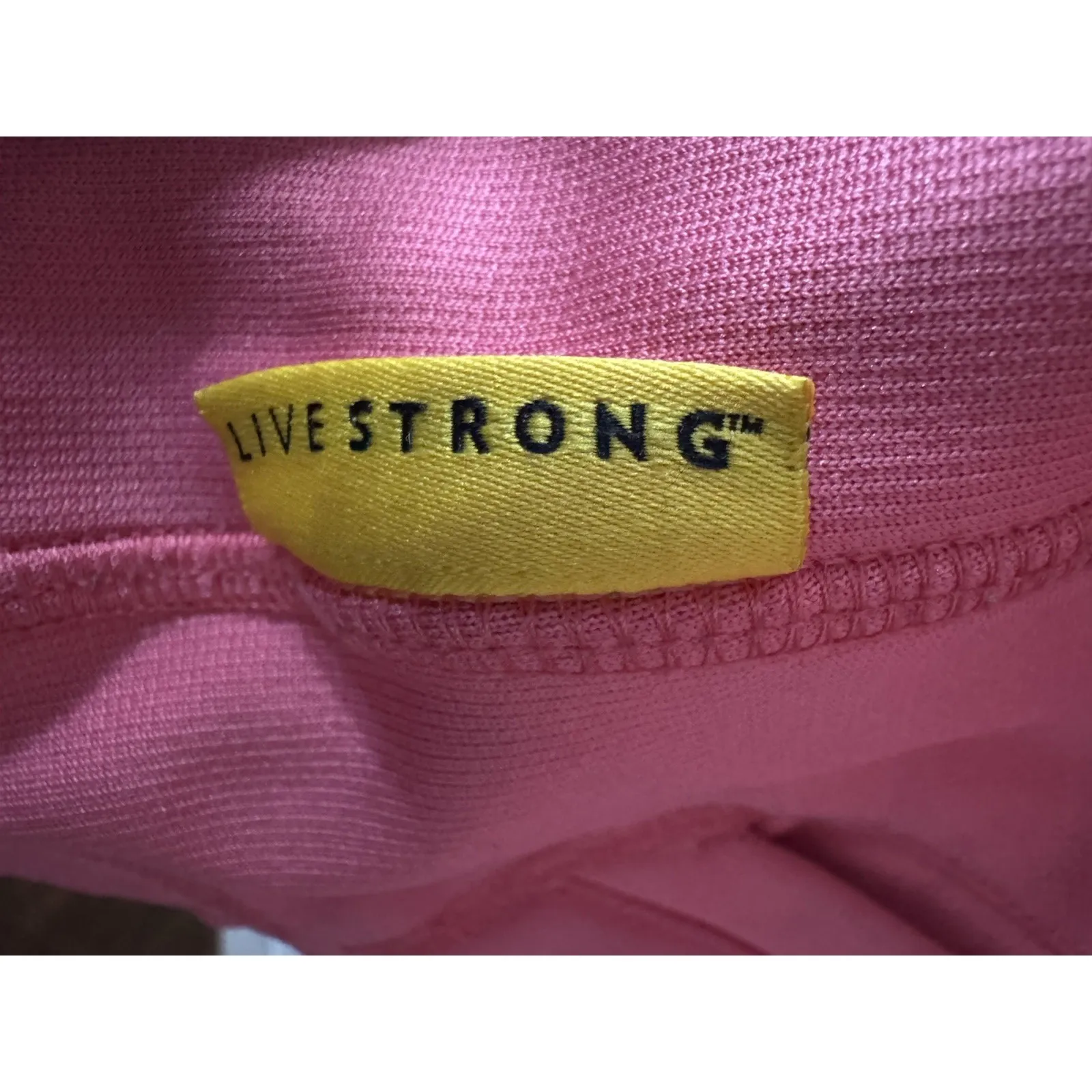 Y2K Nike Therma-Fit Women's M Livestrong Hoodie Center Swoosh‎ Kangaroo Pocket - Image 7