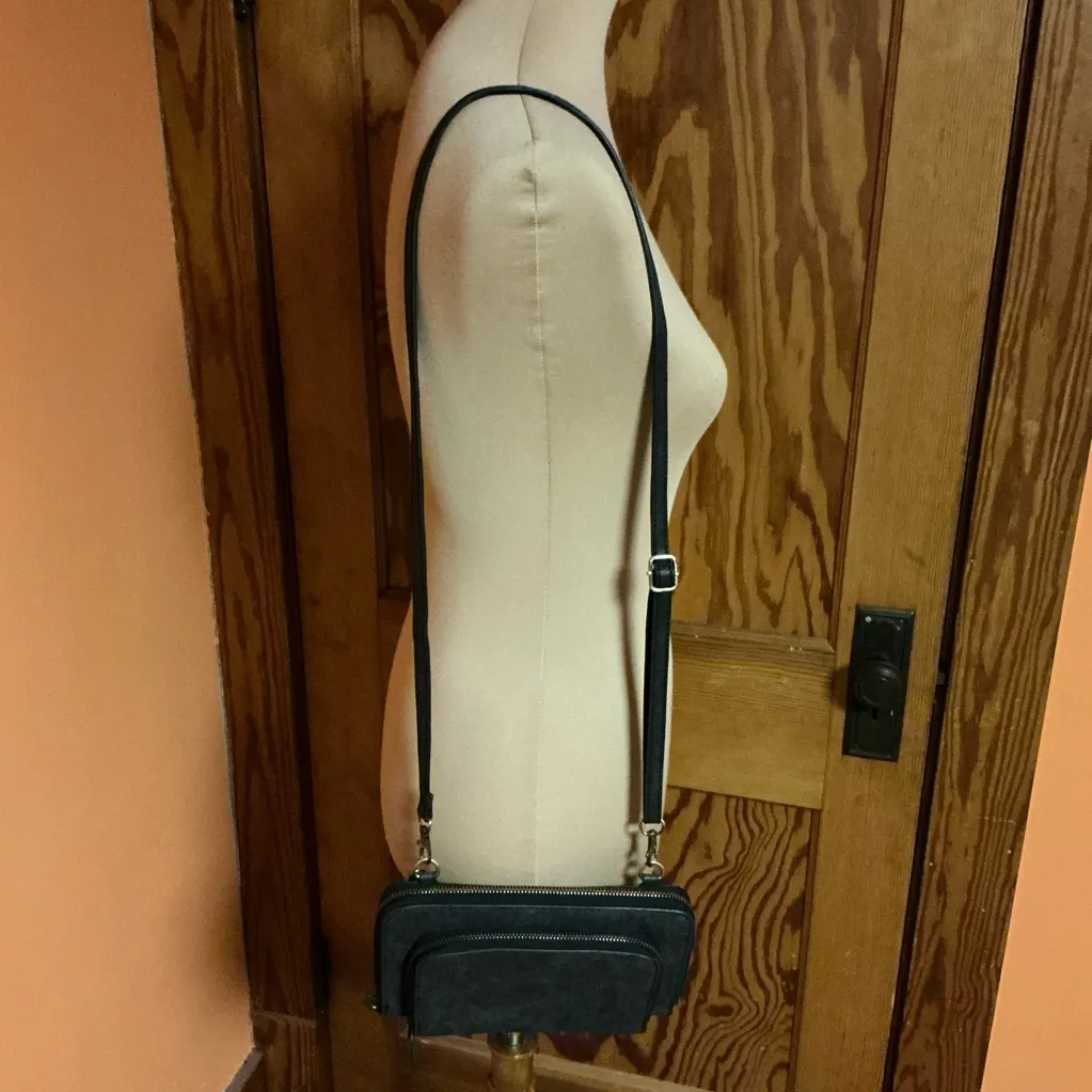 Joy Susan Black Vegan Leather Crossbody Purse with Wristlet Strap - Image 5