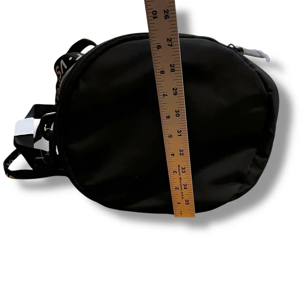 Victoria's Secret NWT Duffle Bag Black Logo Pockets Gym Beach Sports School VSX - Image 10