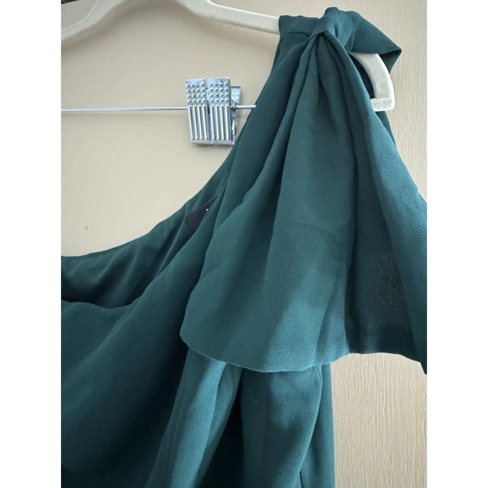 NWT Lulus Revel in the Moment Emerald Green One-Shoulder Maxi Dress Size Medium - Image 7