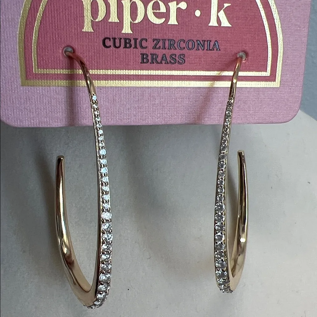 Piper K | Gold Hoop Earrings - Image 9