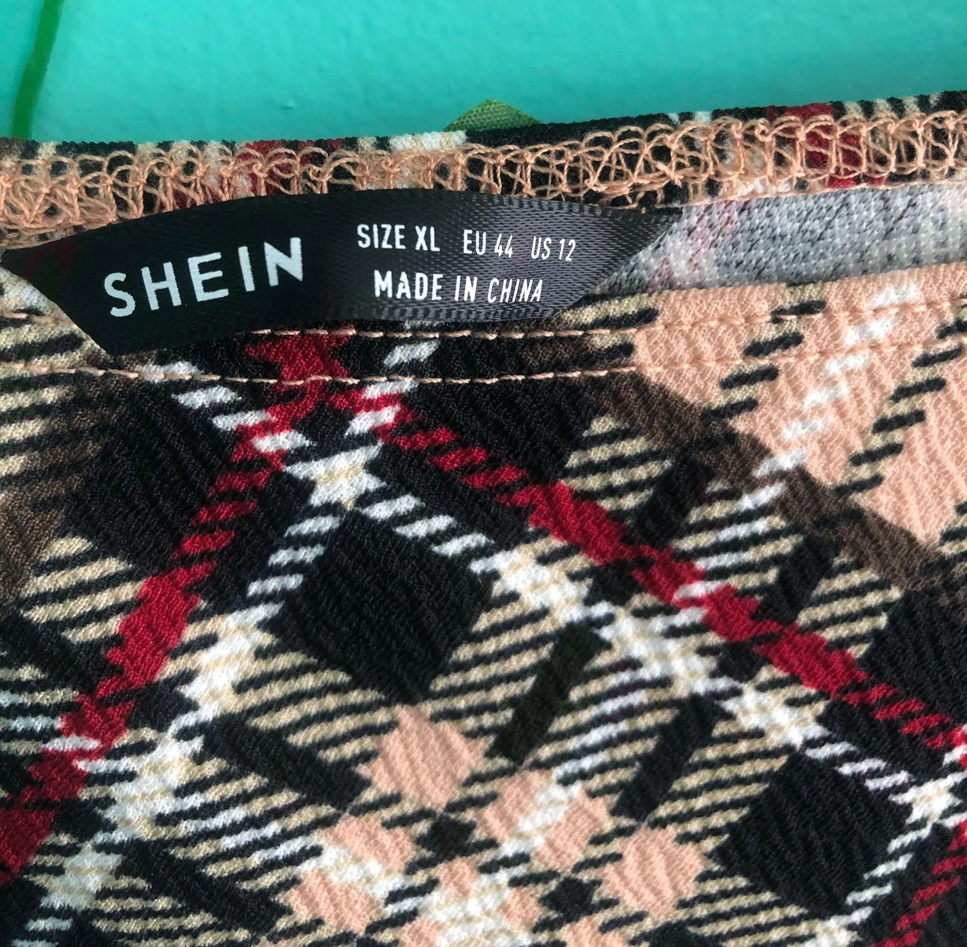 SheIn Crop Top - Image 3