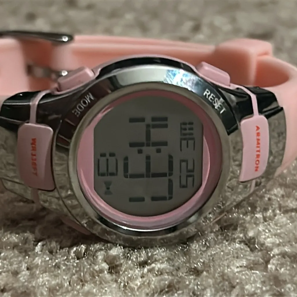 Armitron Pro Sport women’s vintage‎ pink/silver adjustable digital watch working Pink - Image 3