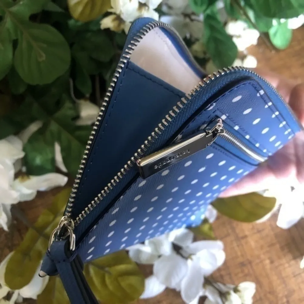 Kate Spade Blue & White Polka Dot L-Zip Wristlet Saffiano Leather NWT - Image 5
