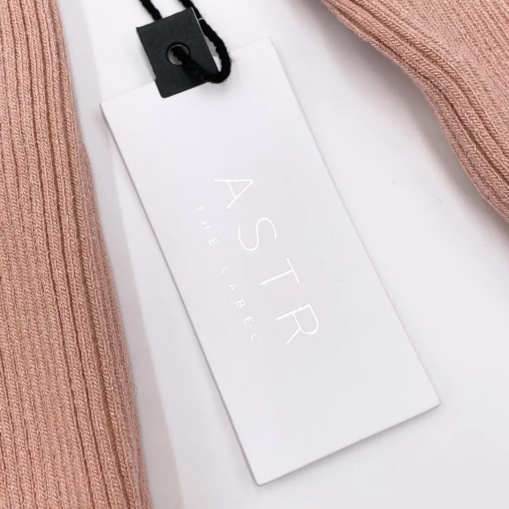 NEW ASTR the Label Rosa Sweater in Blush Women's Size Medium Cut Out Back Ribbed - Image 8