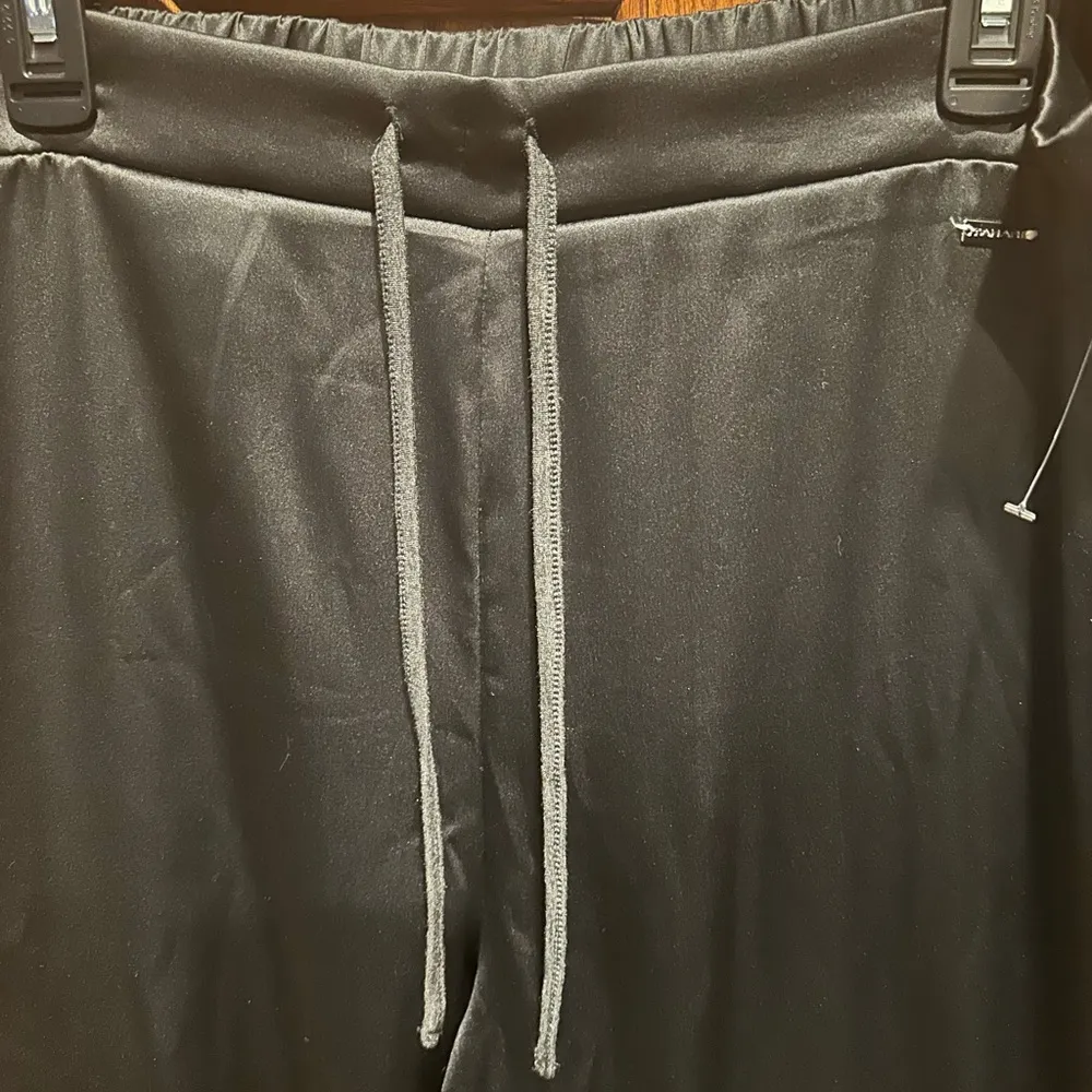 Tahari Sleep Set Cooling Tank Satin Sleep Pants Pajamas Size XL Gray Black New - Image 3