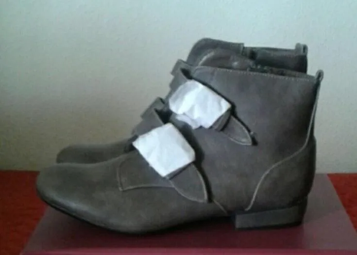 NEW WITH BOX Odell Buckle Ankle Boot Gray Size 8 - Image 3
