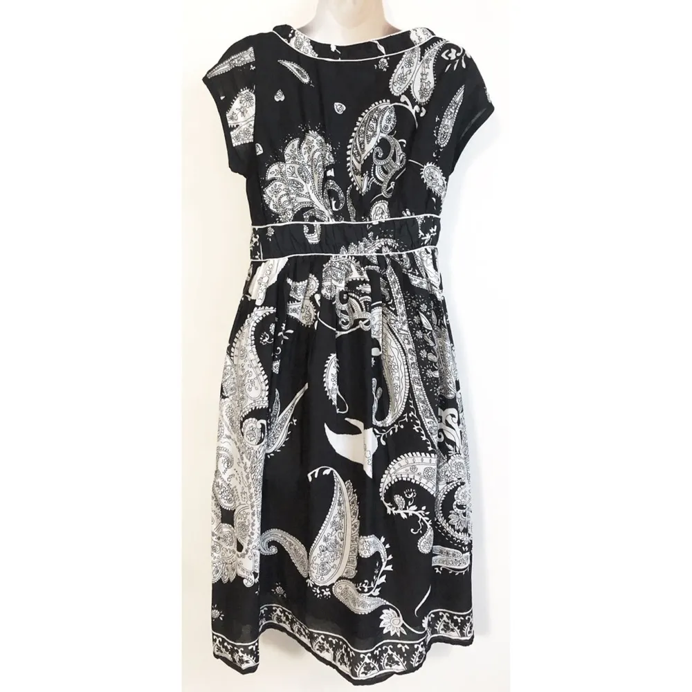 🆕 Coupe cotton paisley cap sleeve flare dress Size M - Image 2