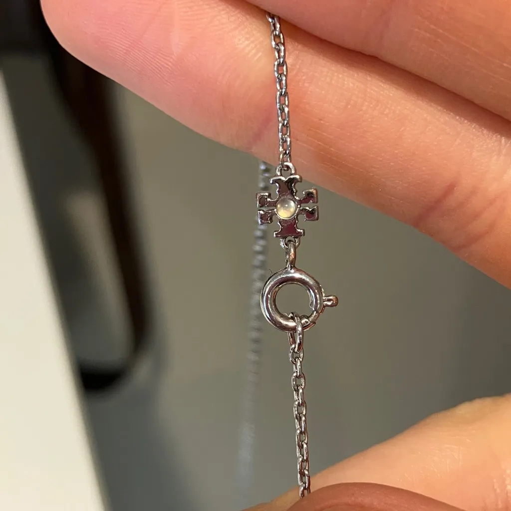 Tory Burch Icons Jewelry Set - Image 4