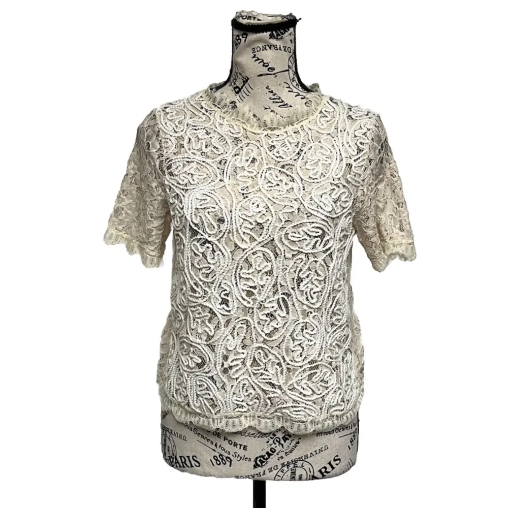 Amanda Ivory Lace Crochet Blouse M Sheer Y2K Retro Cottagecore Coastal vintage Size M - Image 2