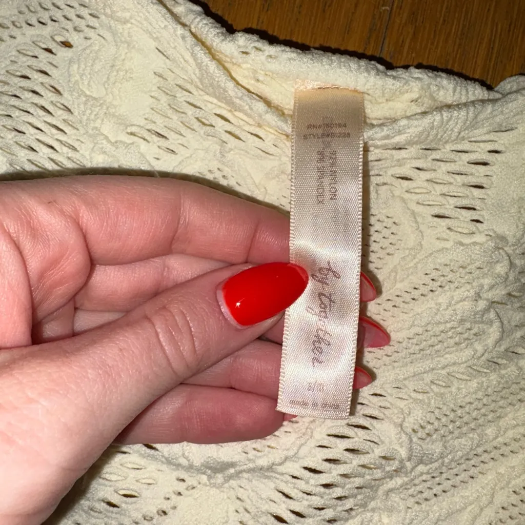 Seamless Lace Top - Image 6