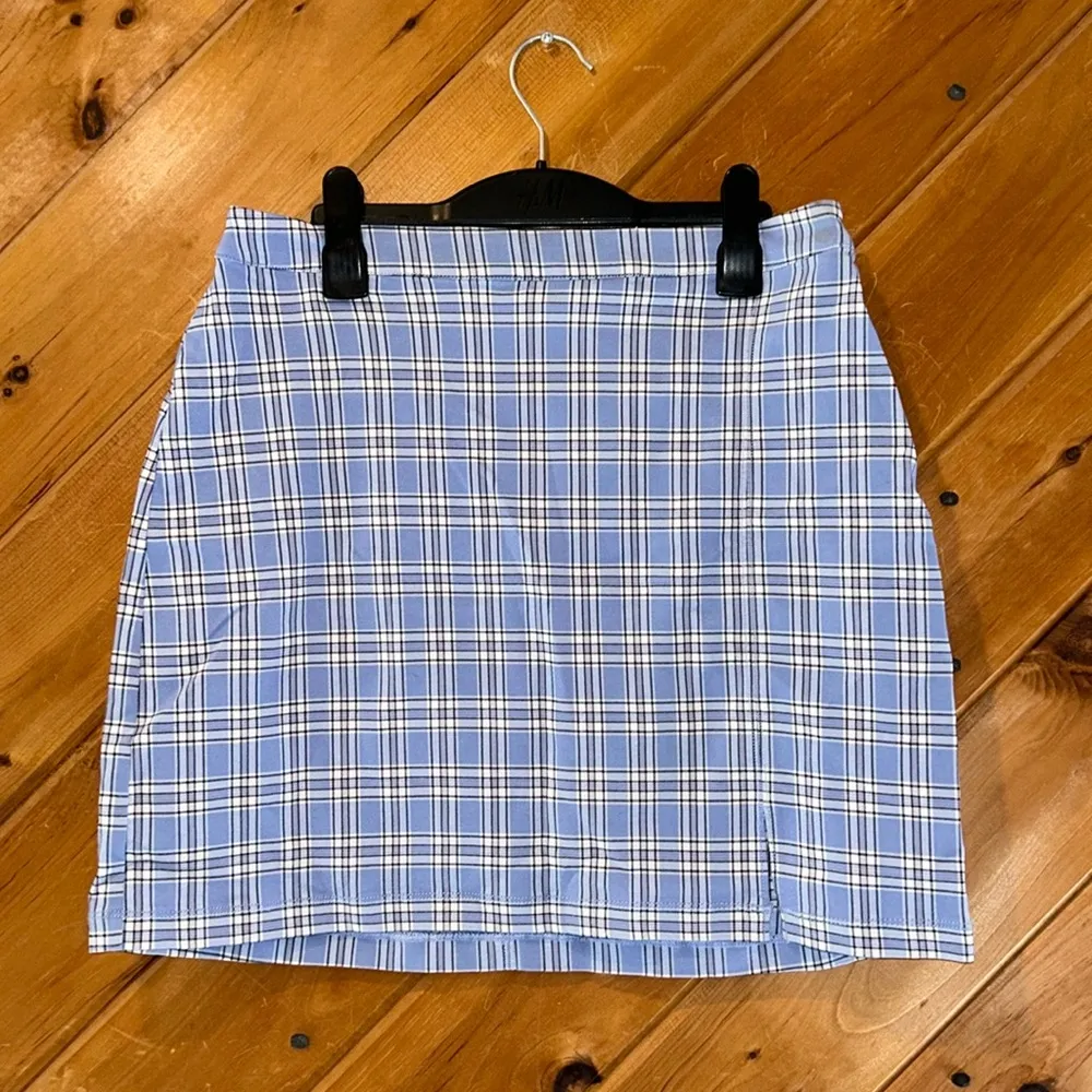 Hollister blue plaid ultra high rise mini skirt NWT - Image 2