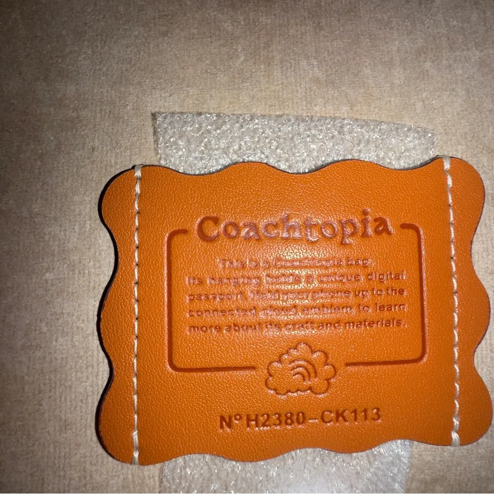 Coachtopia Black Wavy Dinky Bag With Crossbody Strap - Image 7