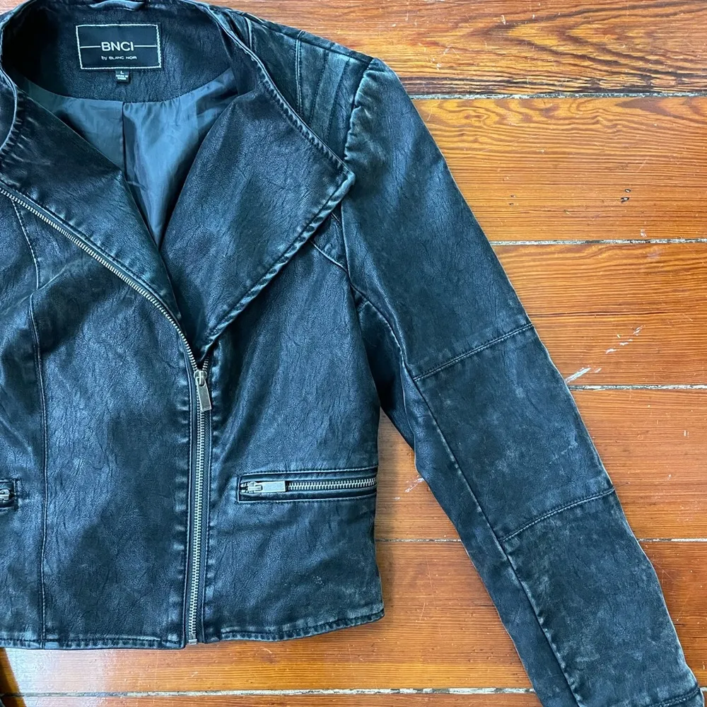 BNCI Black Faux Leather Asymmetrical Cropped Zip Sleeve Moto Jacket - Image 8