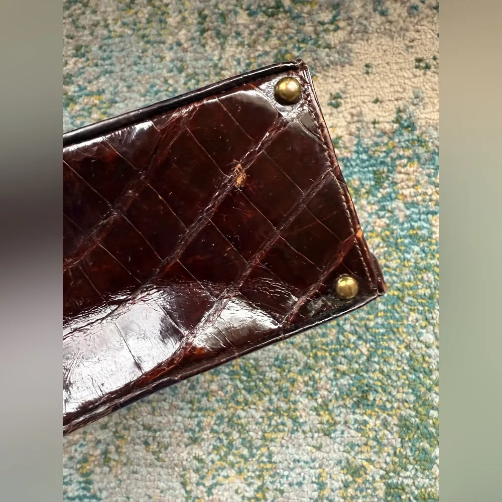 Vintage 50/60s Bellestone brown alligator leather clasp frame purse - Image 16