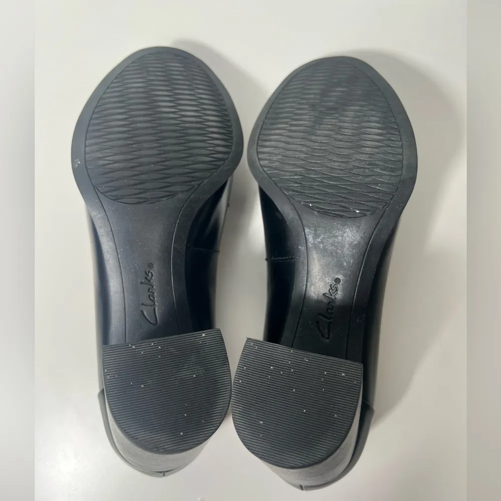 Clarks Artisan Women's Tarah Grace Penny Loafer Uniform Chunky Block Pumps Heels - Image 8