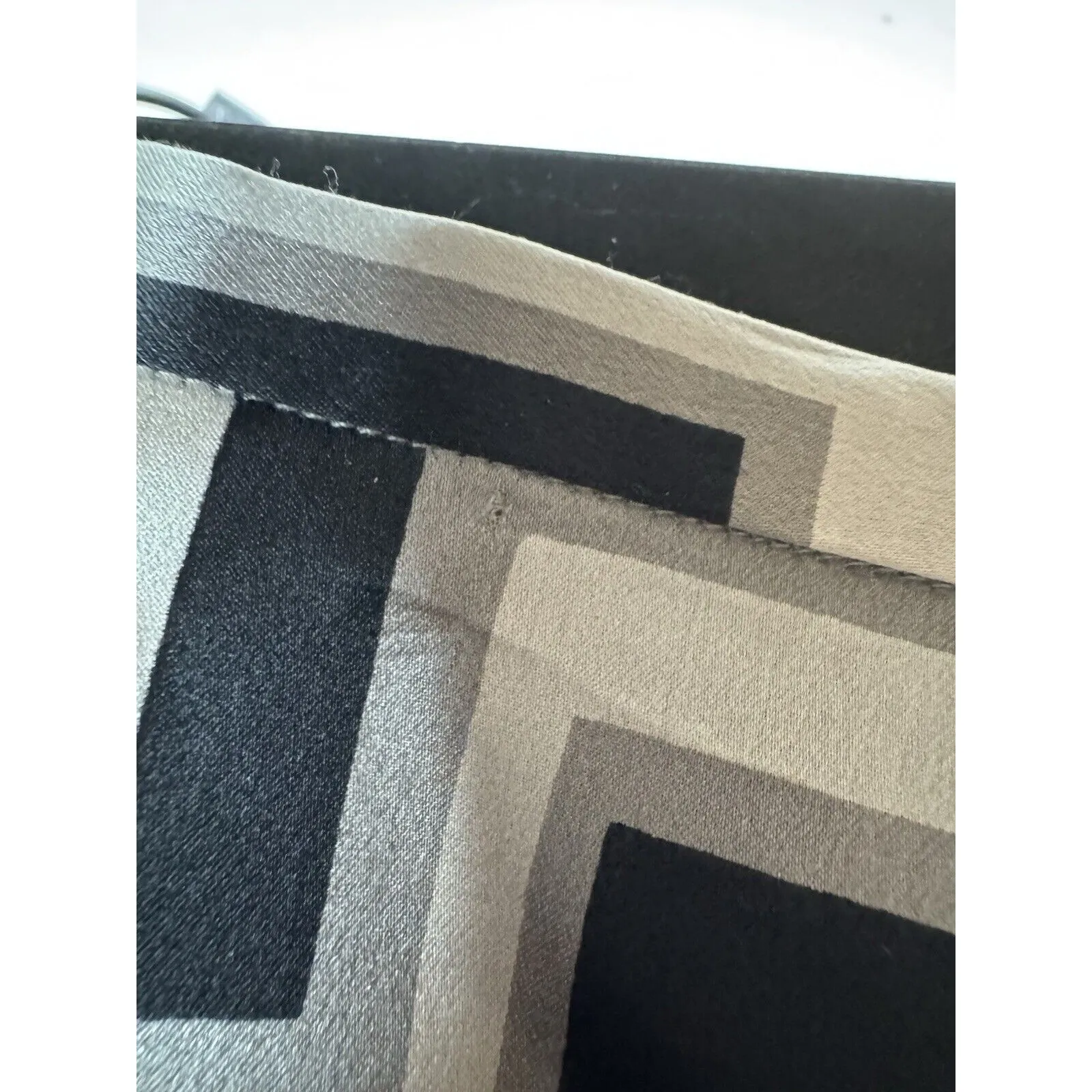 Vintage 100% Silk Graphic Printed Pencil Skirt Sz 6 INC International Concept - Image 6