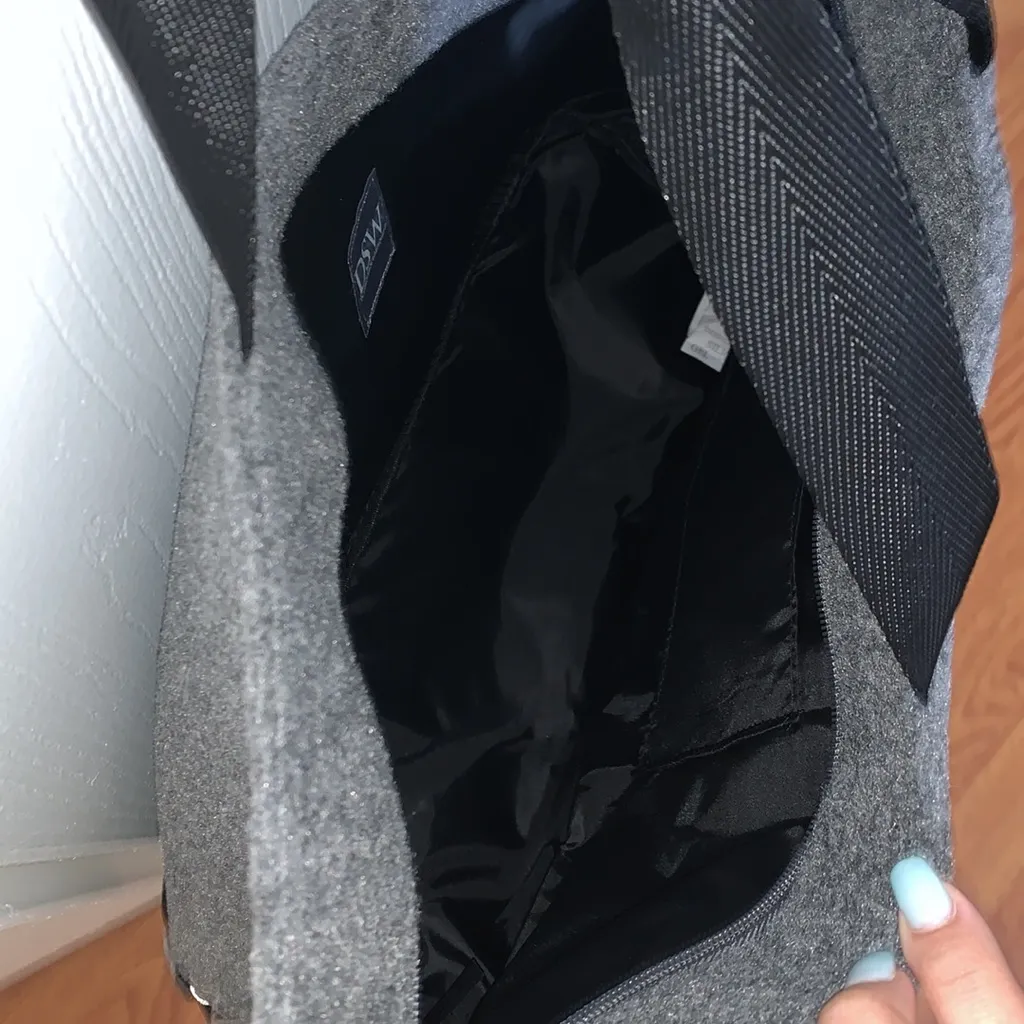 DSW faux wool & leather tote - Image 7