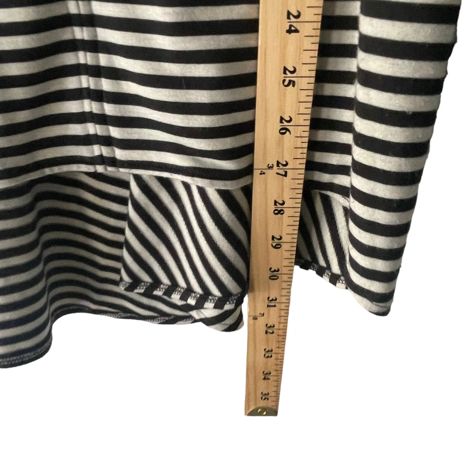 Soft Surroundings Women's Size Small Striped Black Full Zip‎ Sweater - Image 7