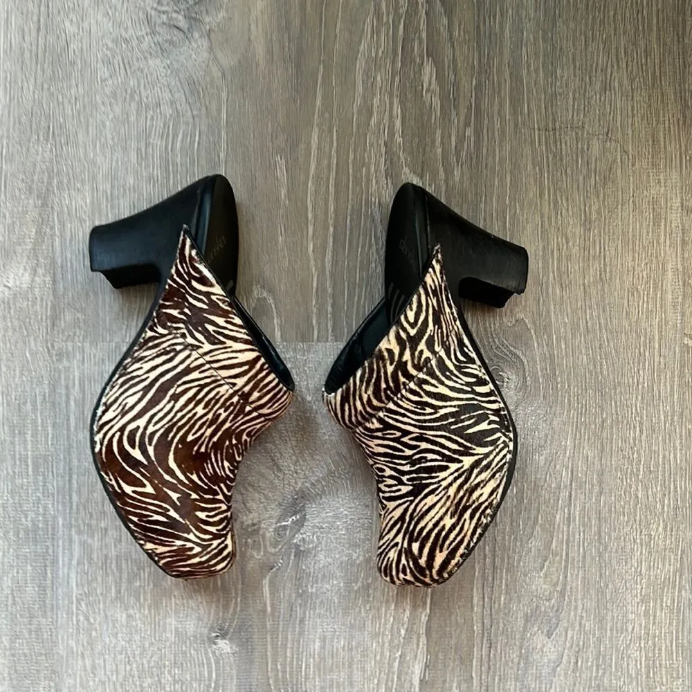Dansko Rae Clog Zebra Striped Calf Hair - Image 2