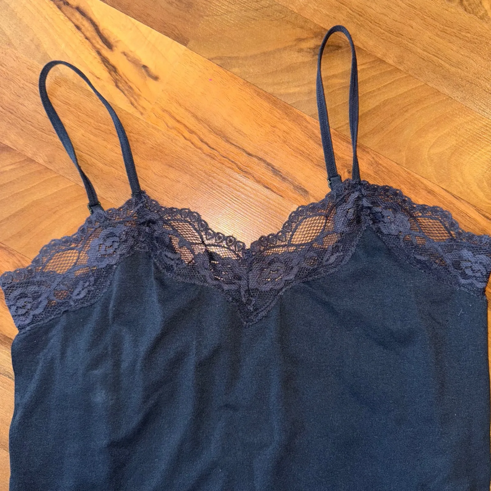 Grane Lace Trim Cami Tank Top XL Nylon Spandex V Neck‎ Adjustable Straps Y2K Black - Image 3