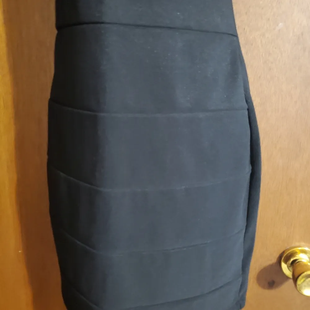 NWOT black mesh back bodycon dress - Image 4
