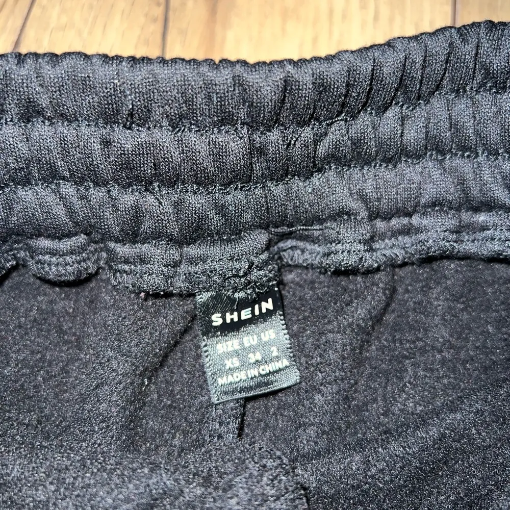 SheIn black sweat shorts - Image 2