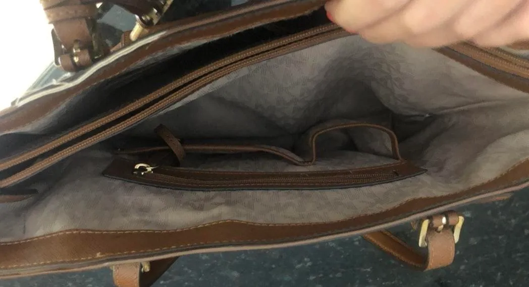 Michael Kors Purse - Image 5