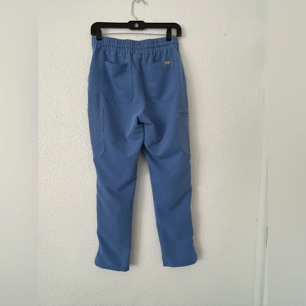 FIGS High Waisted Yola Skinny Scrub Pants in capri blue sz small - Image 9