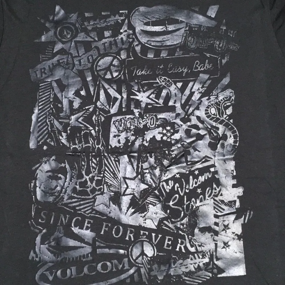 Volcom lips/comic/true to this black tee shirt. New - Image 4