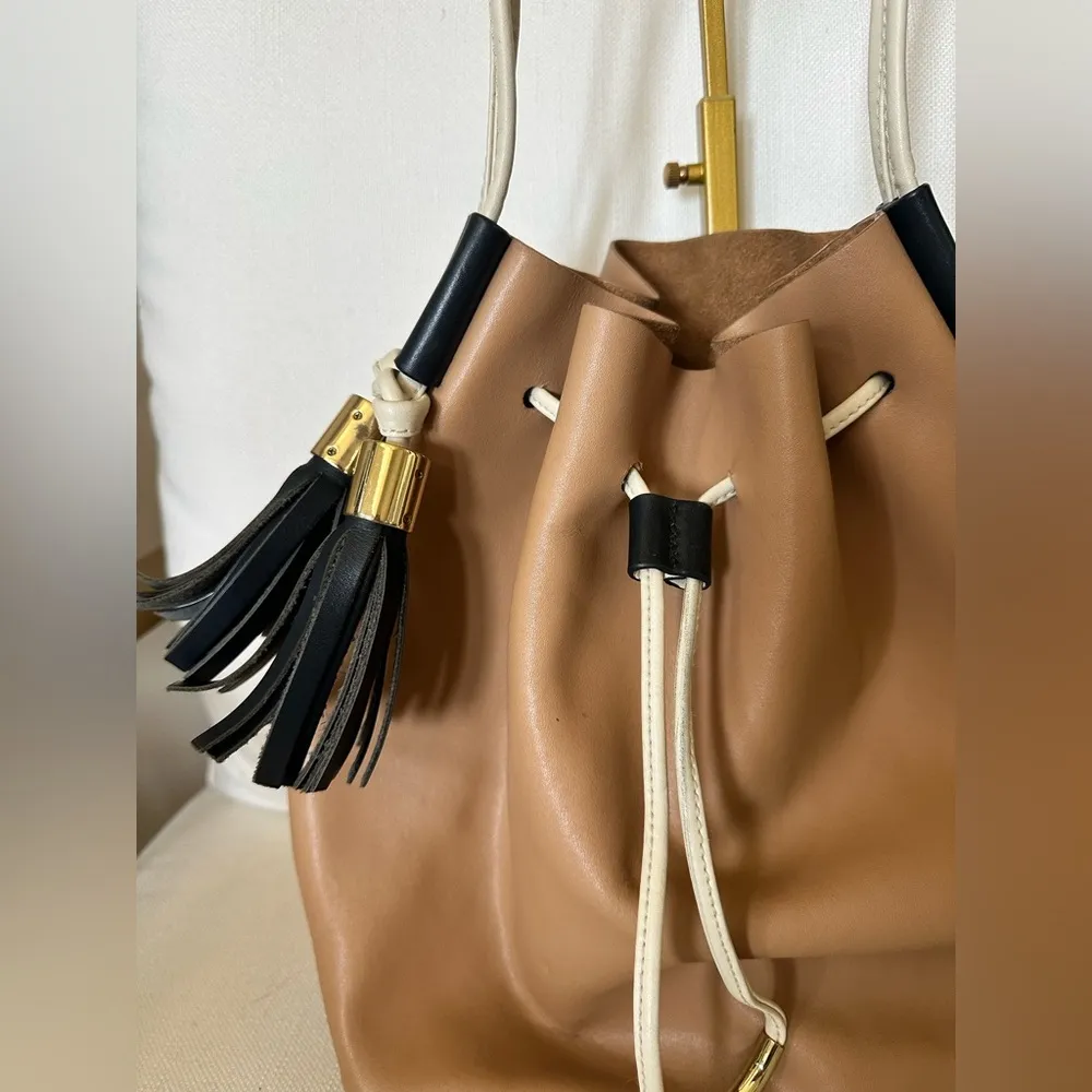 Vince Camuto  Lorin Drawstring Leather Bucket Bag - Image 3