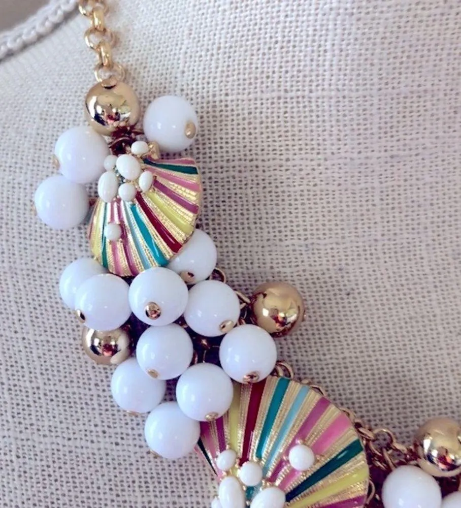 Talbots multicolored seashell statement necklace - Image 3