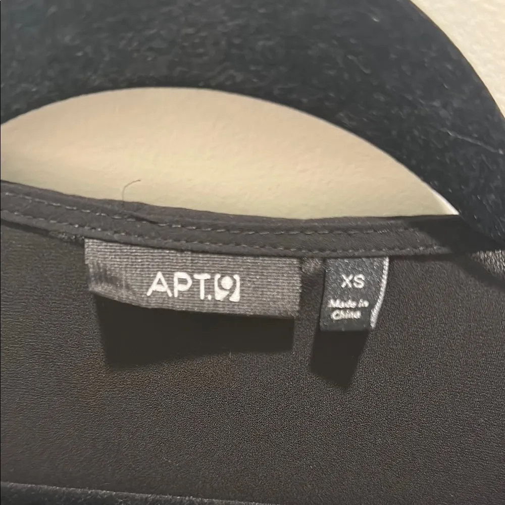 Apt. 9 Black Sleeveless Top - Image 2