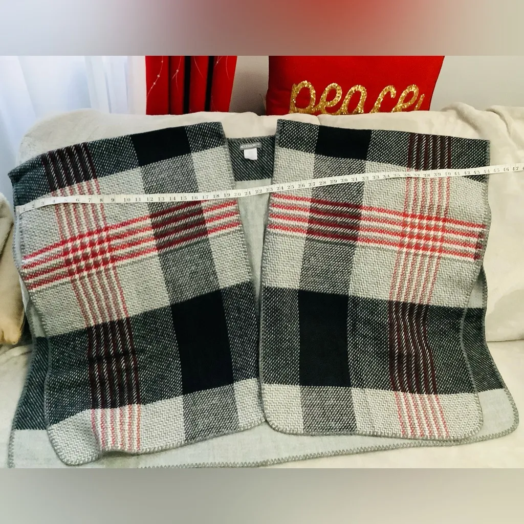 Oversized poncho - Image 4