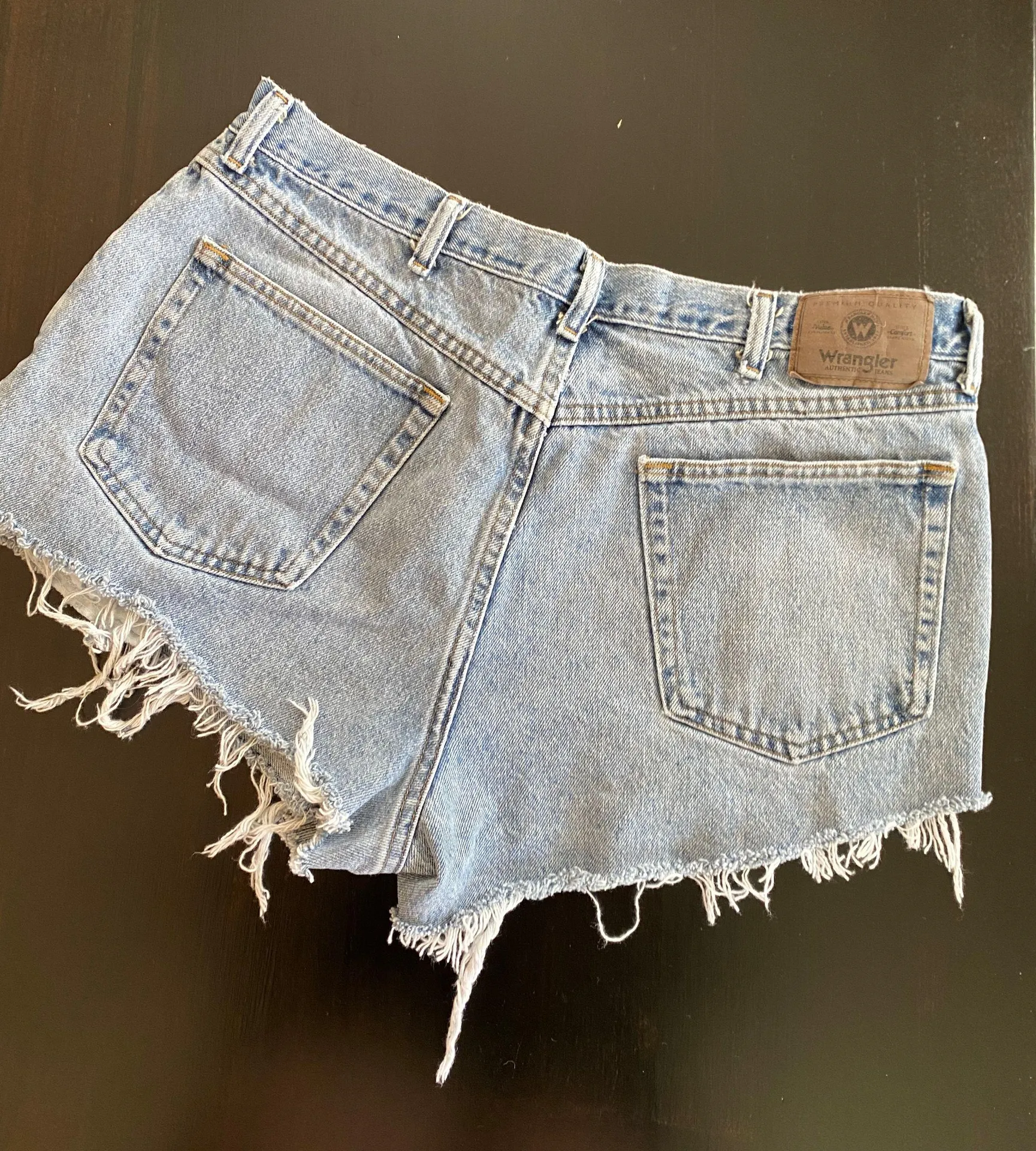 Wrangler Distressed Shorts - Image 2