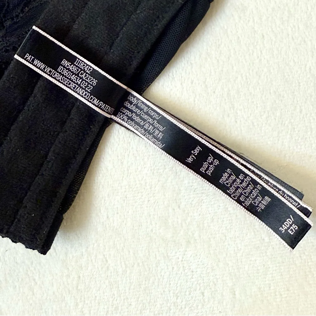Victoria’s Secret Very Sexy Black Lace Shine Strap Corset Bra Top Size 34DD - Image 13