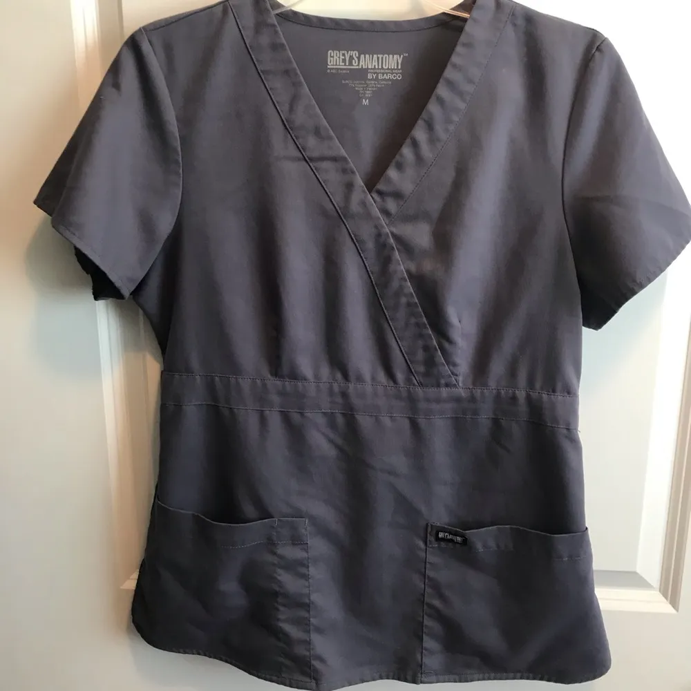 Barco Grey's Anatomy™ Classic Women's Mock Wrap Top Gray Size M - Image 3